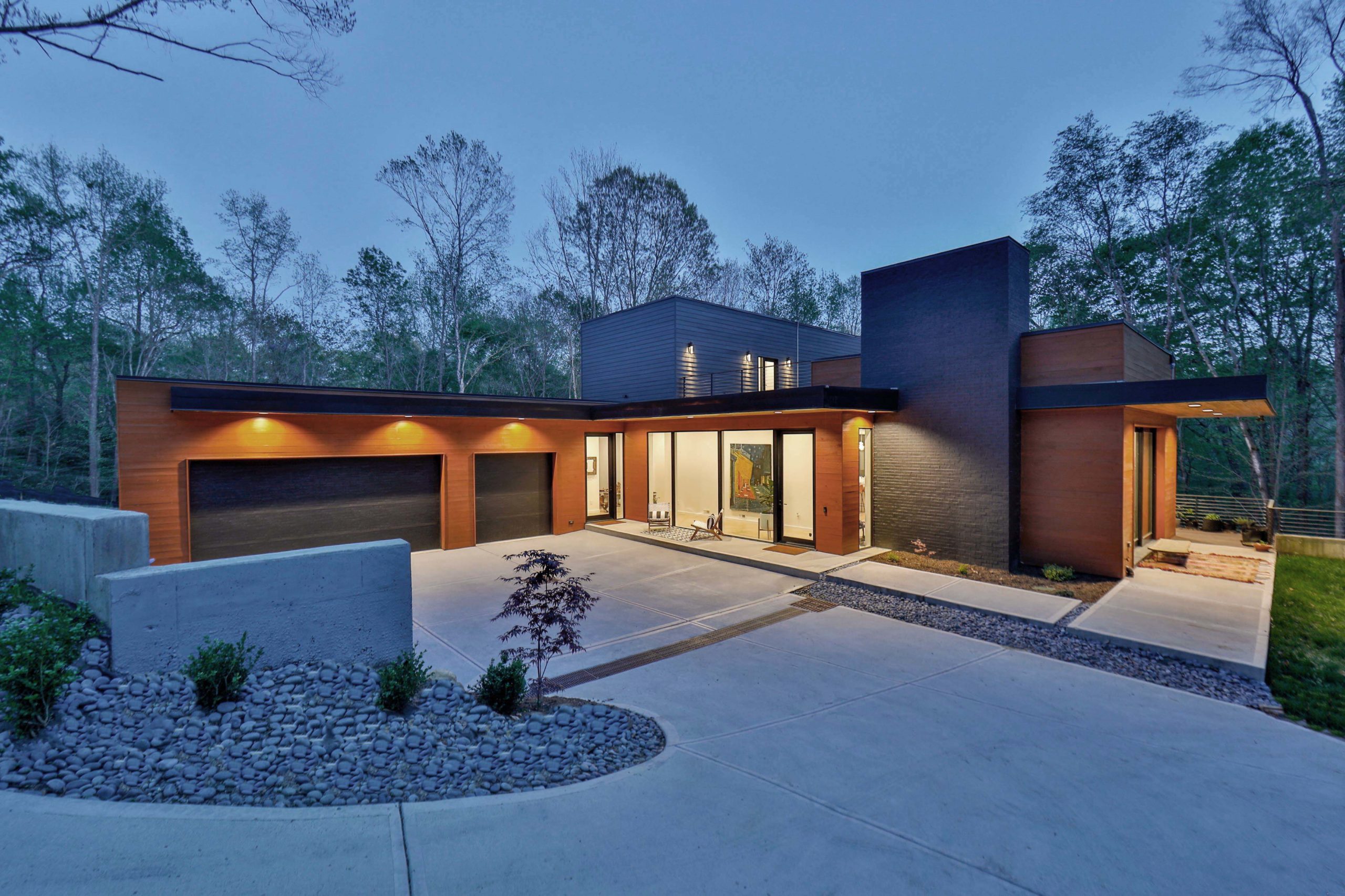 Modern Hillside Home Bold Construction