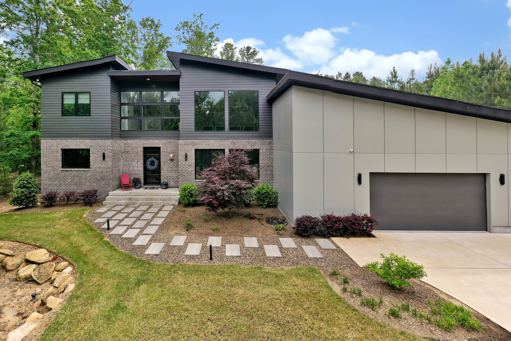 exterior of chapel hill custom home 